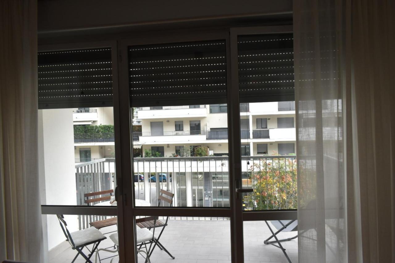 House Promenade Santa Giulia Apartment Milano Ngoại thất bức ảnh