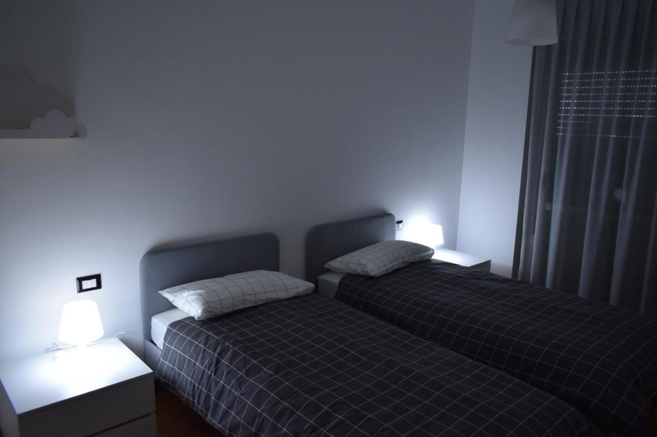House Promenade Santa Giulia Apartment Milano Ngoại thất bức ảnh
