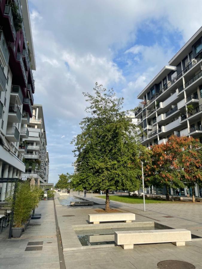 House Promenade Santa Giulia Apartment Milano Ngoại thất bức ảnh